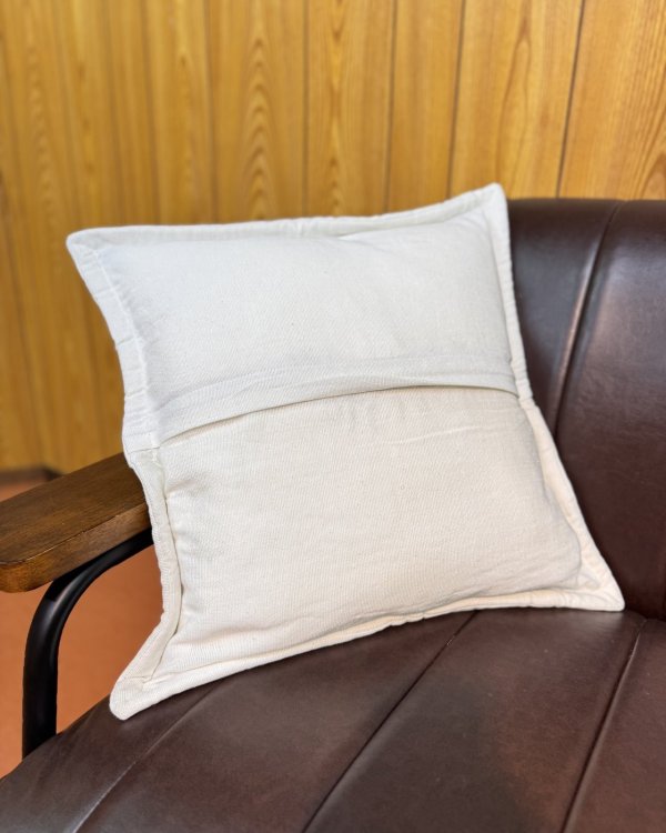 画像7: 送料無料 ESTRELLA STANDARD / GUATEMALA  ALL刺繍 グアダルーペ カラーリリー クッションカバー&ヌードクッションセット ホワイト (7)