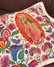 画像4: 送料無料 ESTRELLA STANDARD / GUATEMALA  ALL刺繍 グアダルーペ カラーリリー クッションカバー&ヌードクッションセット ホワイト (4)