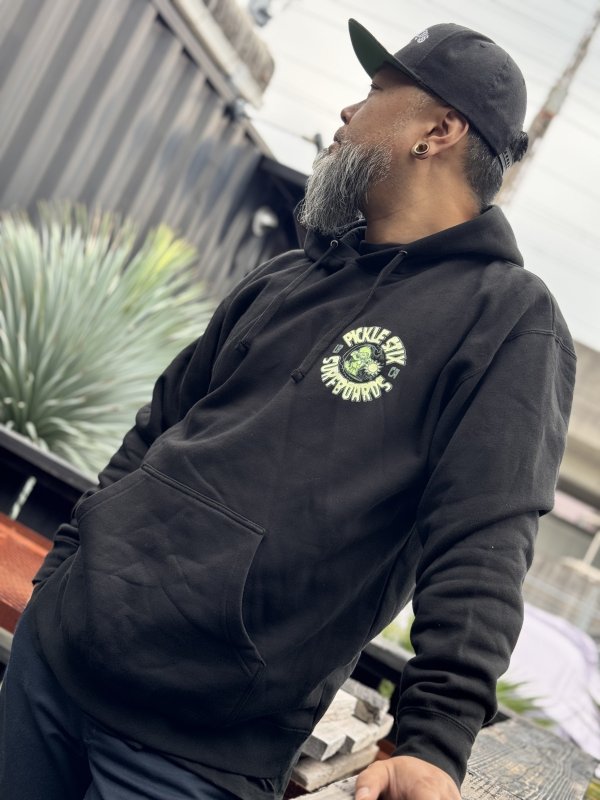 画像8: 送料無料 PICKLE STIX SURFBOARDS (SMELLY by NOFX) / PICKLE FINK プルオーバーパーカー BLACK (8)