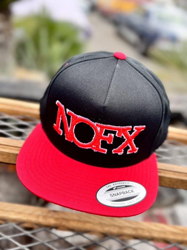 画像1: 送料無料 NOFX "Final Tour Last Merch" / Logo スナップバックキャップ (made in USA) (1)