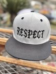 画像2: FUCKIN' MELLOW / RESPECT Artwork by WACKY  スナップバックキャップ グレー/ブラック (2)