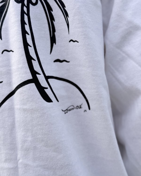 画像6: 送料無料 FUCKIN' MELLOW CLOTHING / Hula Girl Artwork by LOWHIDE 長袖ポケットＴシャツ WHITE (6)