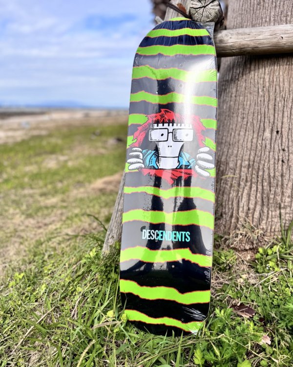 画像1: 送料無料 3枚のみの数量限定入荷 DESCENDENTS / Milo Ripper スケートボードデッキ (1)