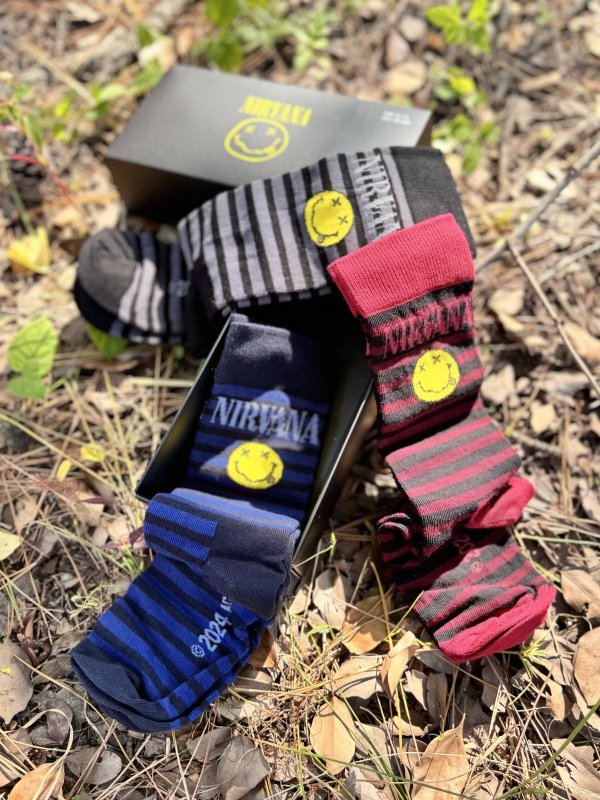 画像1: NIRVANA / Happy Face 3-Pack Socks  (1)