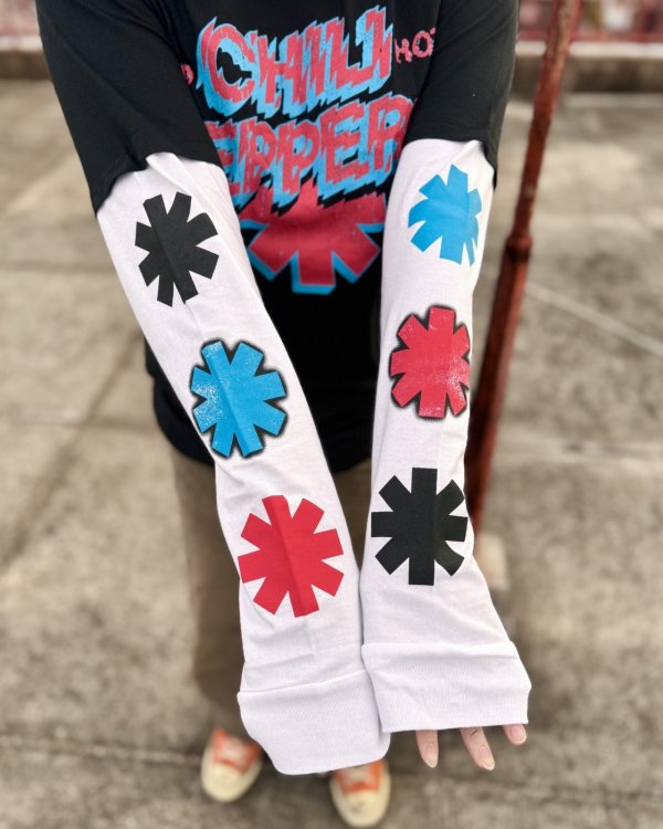 画像5: 送料無料 RED HOT CHILI PEPPERS / Shock Logo 長袖Tシャツ BLACK/WHITE (5)