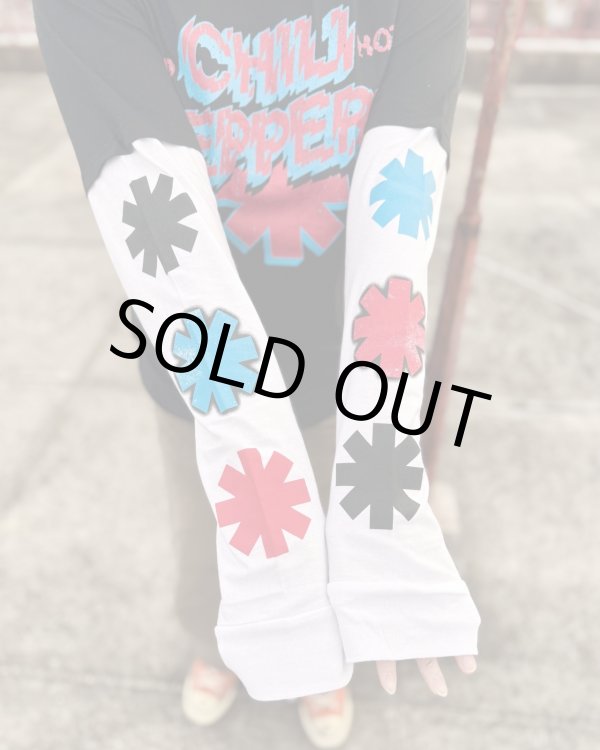 画像5: 送料無料 XLサイズラスト1枚で終了 RED HOT CHILI PEPPERS / Shock Logo 長袖Tシャツ BLACK/WHITE (5)