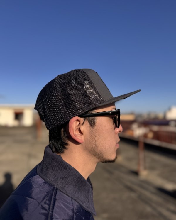 画像5: 送料無料 DIXXON FLANNEL CO / Sketchy Flat Bill Trucker スナップバックキャップ GREY / BLACK (5)