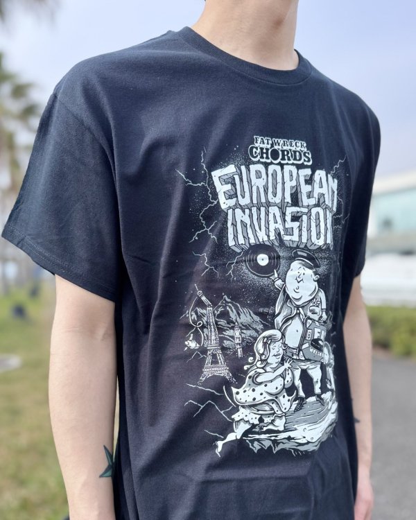 画像3: 送料無料 FAT WRECK CHORDS / European Invasion Tシャツ (3)
