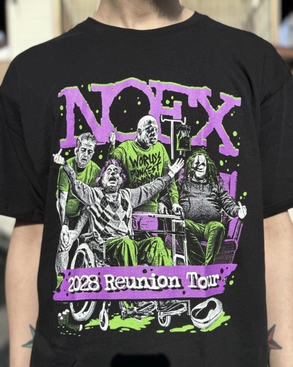 画像2: 送料無料 XLサイズラスト2枚で終了 NOFX "Final Tour Last Merch" / Reunion 2028 Tシャツ (made in USA) (2)