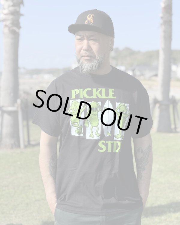 画像1: 送料無料 BALL&CHAIN別注 PICKLE STIX SURFBOARDS / BALL&CHAIN別注 Black Pickle Tシャツ ブラック (1)