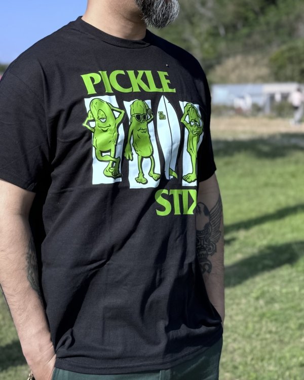 画像3: 送料無料 BALL&CHAIN別注 PICKLE STIX SURFBOARDS / BALL&CHAIN別注 Black Pickle Tシャツ ブラック (3)