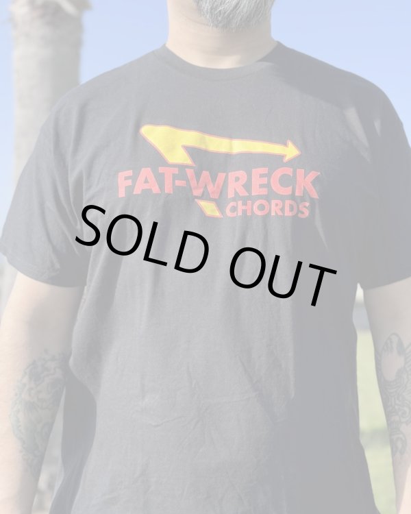 画像2: 送料無料 XLラスト2枚で終了 FAT WRECK CHORDS / FAT-N-OUT Tシャツ (2)