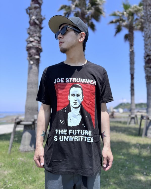 画像1: JOE STRUMMER / The Future Is Unwritten Tシャツ ブラック (1)