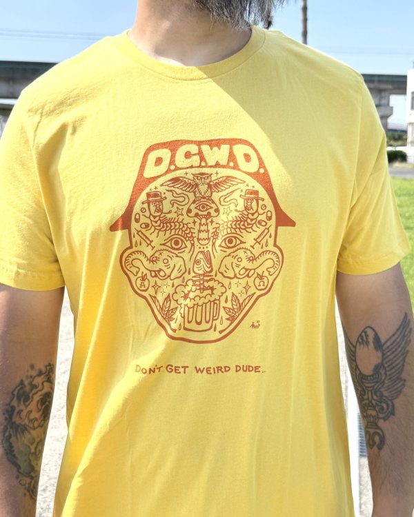 画像1: オーピーさん直買付アイテム 送料無料 DGWD / MAIZE MAN FACE 半袖Tシャツ マスタード artwork by ILLSYNAPSE (1)