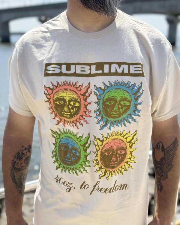 画像1: カリフォルニア買付アイテム 送料無料 SUBLIME / 40 oz. to Freedom Colorblock Tシャツ サンド (1)