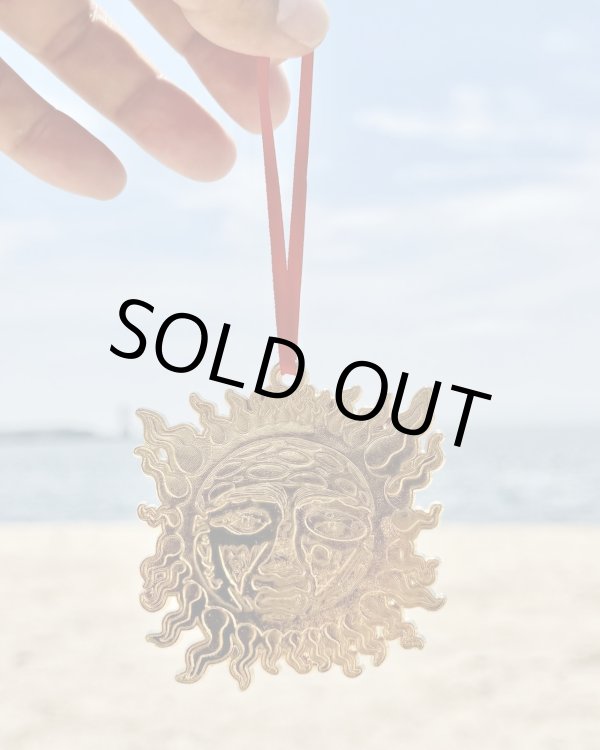 画像1: オーピーさん直買付アイテム 送料無料 限定1個 SUBLIME x OPIE ORTIZ LIMITED EDITION GOLD オーナメント (1)