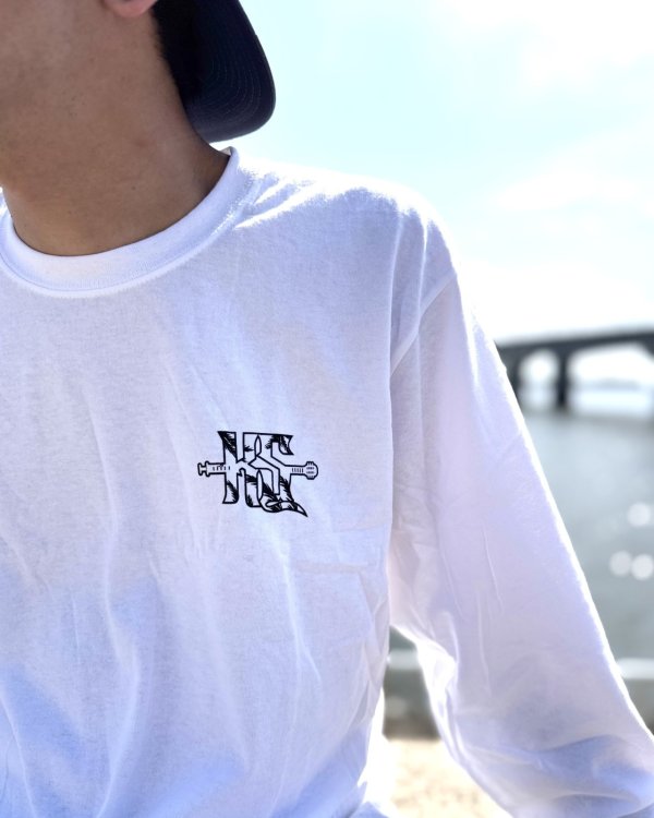 画像3: オーピーさん直買付アイテム 送料無料 限定Lサイズ2枚のみ KYLE SMITH / WTF 長袖Tシャツ ホワイト Artwork by OPIE ORTIZ (3)