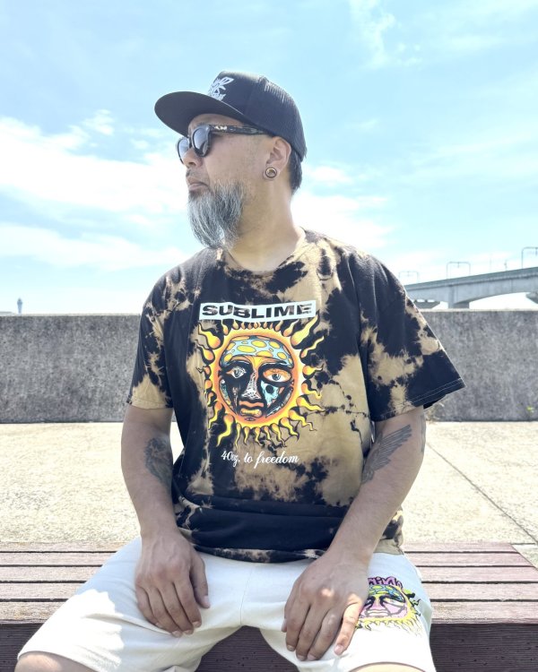 画像6: カリフォルニア買付アイテム 送料無料 SUBLIME / 40 Oz. To Freedom Sun ブリーチダイTシャツ ブラック (6)