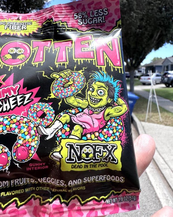 画像3: 限定生産 日本未発売 NOFX x ROTTEN / Sour Gummie Cruncheez Special Colloaboration サワーグミ (3)