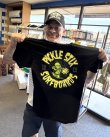 画像1: スメリーさん直買い付けアイテム 送料無料 Sサイズのみ PICKLE STIX SURFBOARDS / BALL&CHAIN別注 Pickle Fink Tシャツ ブラック (1)