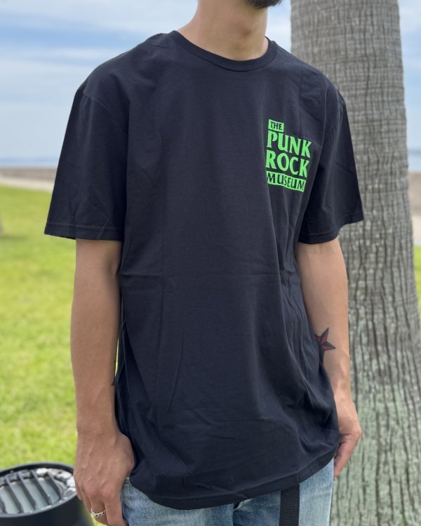 画像6: ファット・マイクさん直買い付けアイテム 送料無料 THE PUNK ROCK MUSEUM / Bomb Tシャツ ブラック (6)