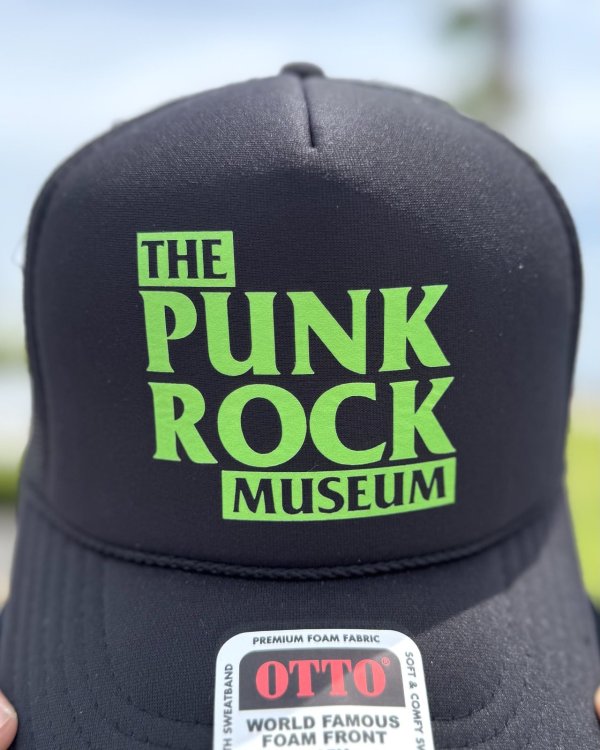画像3: ファット・マイクさん直買い付けアイテム 送料無料 THE PUNK ROCK MUSEUM / Block Logo メッシュキャップ ブラック (3)