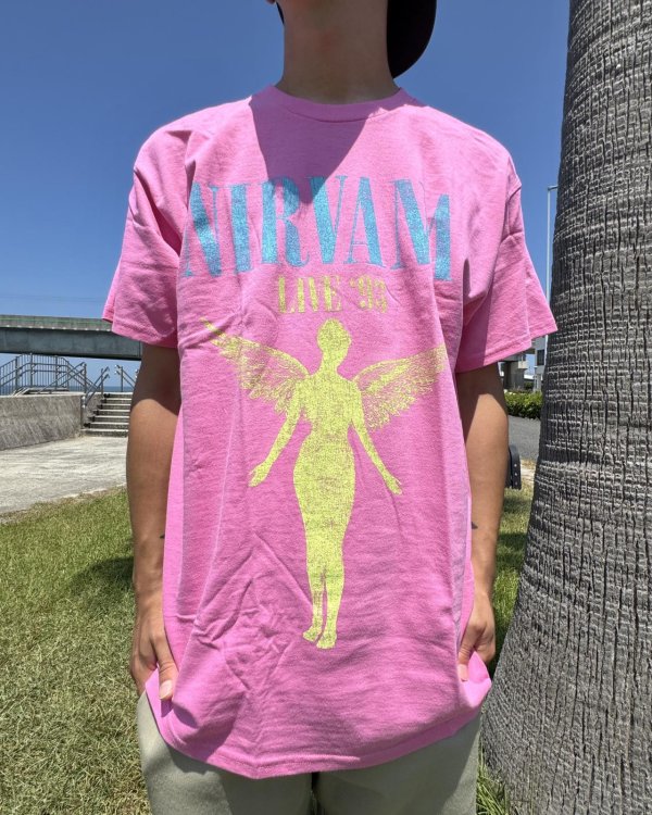 画像1: カリフォルニア買付アイテム 送料無料 NIRVANA /  Live '93 Tシャツ ピンク (1)