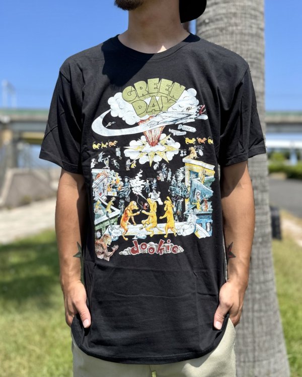 画像1: カリフォルニア買付アイテム 送料無料 GREEN DAY / Dookie Dogs Tシャツ ブラック (1)