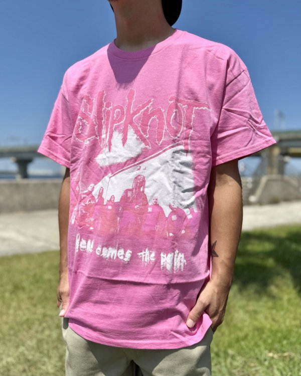 画像5: カリフォルニア買付アイテム 送料無料 SLIPKNOT / Here Comes the Pain Tシャツ ピンク (5)