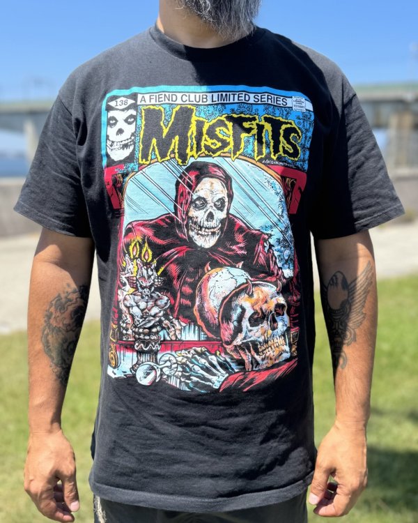 画像1: カリフォルニア買付アイテム 送料無料 L,XLサイズのみ MISFITS / Comic Cover Tシャツ ブラック (1)