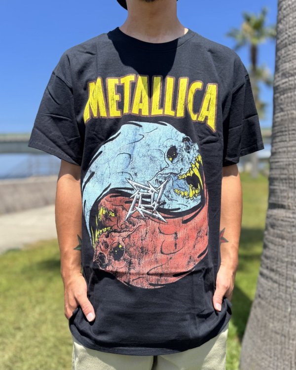画像1: カリフォルニア買付アイテム 送料無料 M、Lサイズのみ METALLICA / Skull Yin Yang Tシャツ ブラック Artwork by PUSHEAD (1)