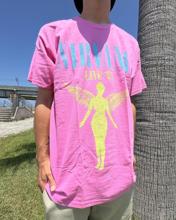 画像4: カリフォルニア買付アイテム 送料無料 NIRVANA /  Live '93 Tシャツ ピンク (4)