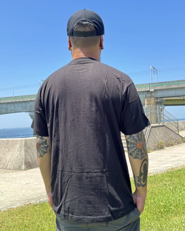 画像6: カリフォルニア買付アイテム 送料無料 DESCENDENTS / Everything Sucks Tシャツ ブラック (6)