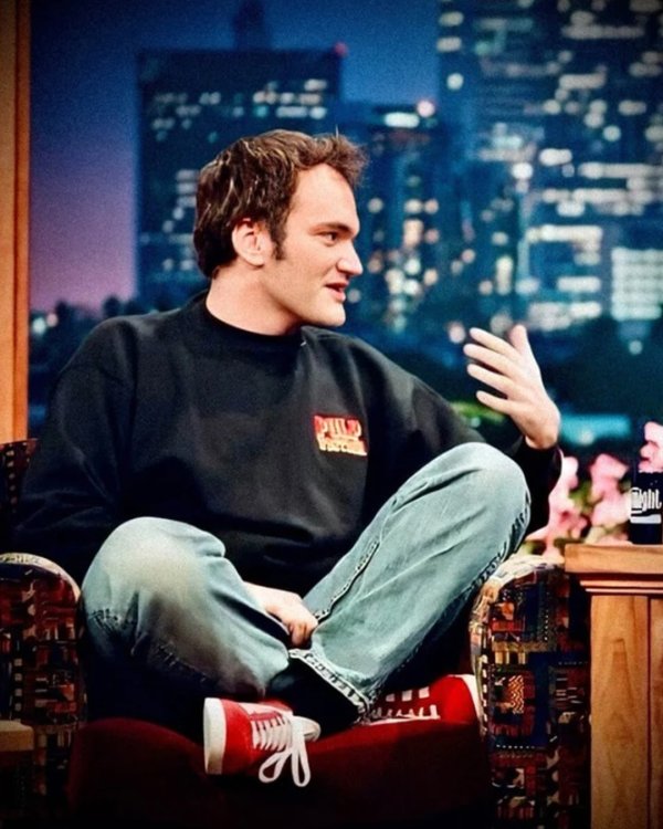 画像1: 10月19日23:59分締切 予約注文 送料無料 Pulp Fiction / Quentin Tarantino スウェット ブラック (1)
