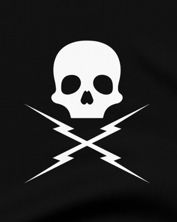 画像2: 10月19日23:59分締切 予約注文 送料無料 Death Proof / Quentin Tarantino Skull プルオーバーパーカー ブラック (2)