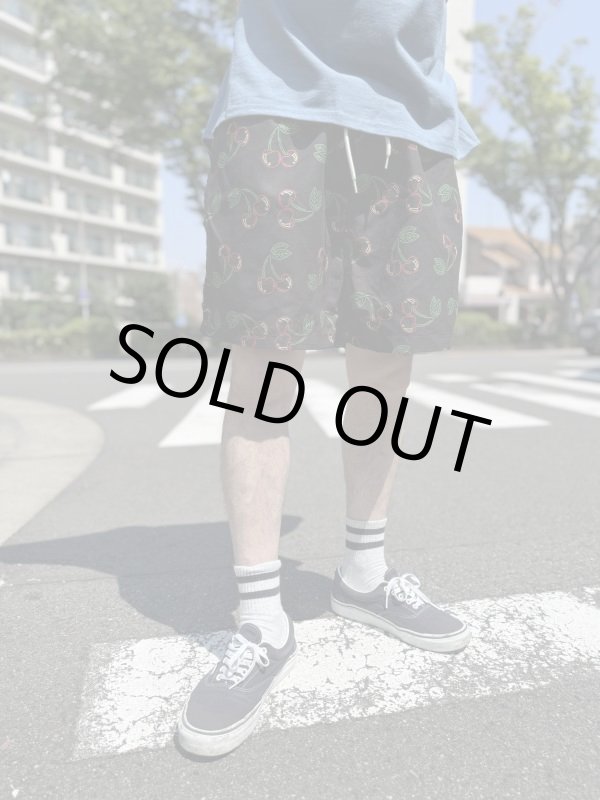 画像2: 6100円OFF 送料無料 Lサイズラスト1枚で終了 EMPYRE / Ollie Black Cherry ショーツ　 (2)