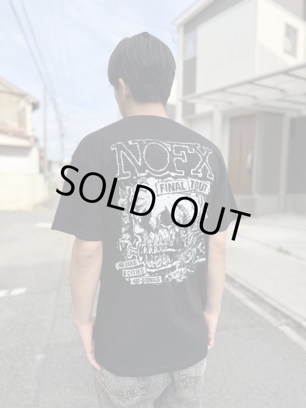 画像1: 送料無料 XLサイズラスト2枚で終了 NOFX "Final Tour Last Merch" / Final Tour Skull Tシャツ (made in USA) (1)