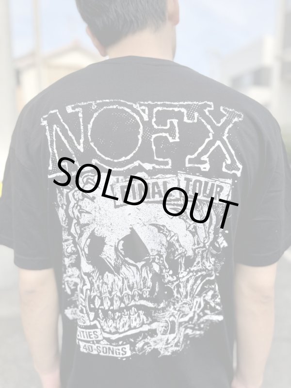 画像2: 送料無料 XLサイズラスト2枚で終了 NOFX "Final Tour Last Merch" / Final Tour Skull Tシャツ (made in USA) (2)