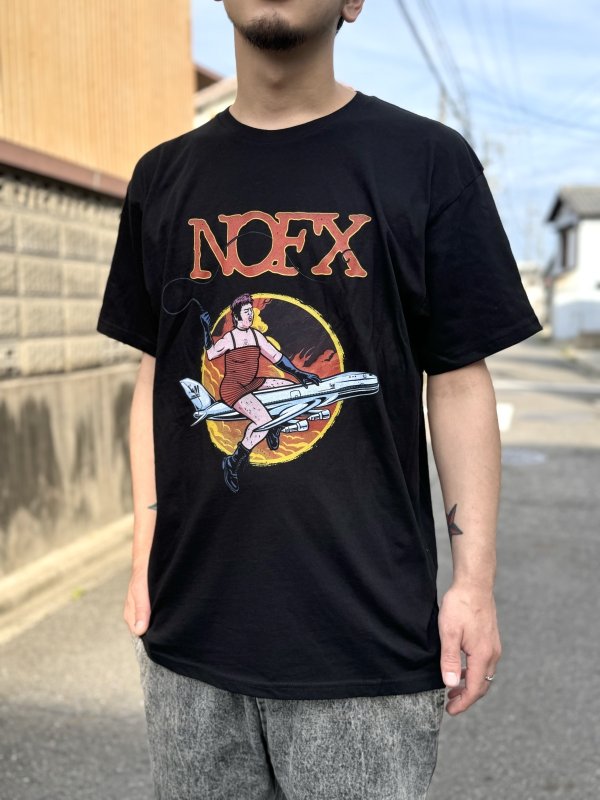 画像5: 送料無料 NOFX "Final Tour Last Merch" / S&M Airlines Tシャツ (made in USA) (5)