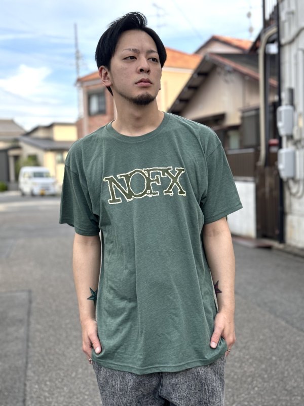 画像5: 送料無料 NOFX NOFX "Final Tour Last Merch" / Dropping Bombs Tシャツ (made in USA) (5)