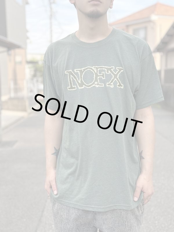 画像7: 送料無料 XL,2XLサイズラスト1枚ずつで終了 NOFX "Final Tour Last Merch" / Dropping Bombs Tシャツ (made in USA) (7)