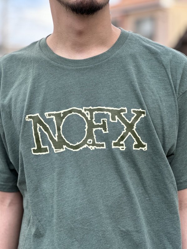 画像9: 送料無料 NOFX NOFX "Final Tour Last Merch" / Dropping Bombs Tシャツ (made in USA) (9)