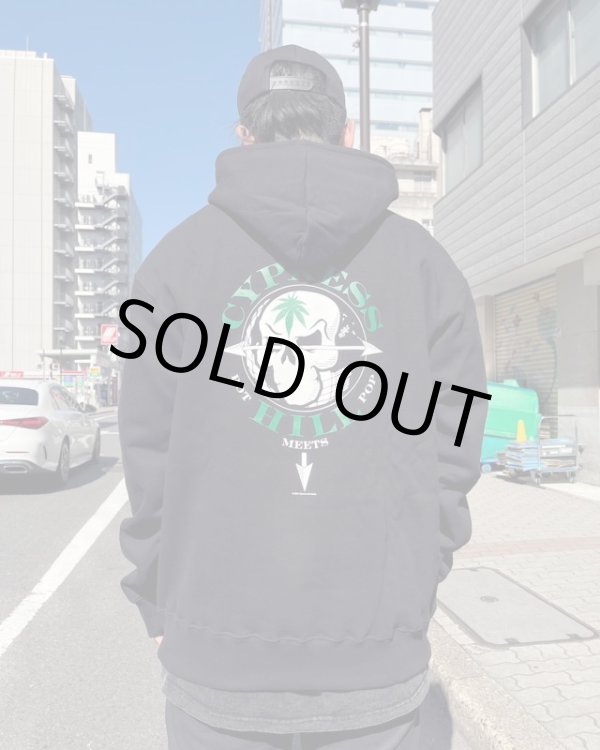 画像2: 送料無料 Lサイズラスト1枚で終了 CYPRESS HILL x POT MEETS POP / Skull & Compass プルオーバーパーカー BLACK (2)