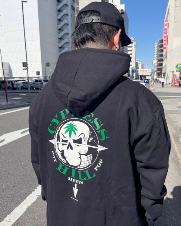 画像4: 送料無料 Lサイズラスト1枚で終了 CYPRESS HILL x POT MEETS POP / Skull & Compass プルオーバーパーカー BLACK (4)
