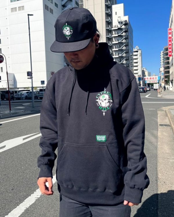 画像8: 送料無料 Lサイズラスト1枚で終了 CYPRESS HILL x POT MEETS POP / Skull & Compass プルオーバーパーカー BLACK (8)